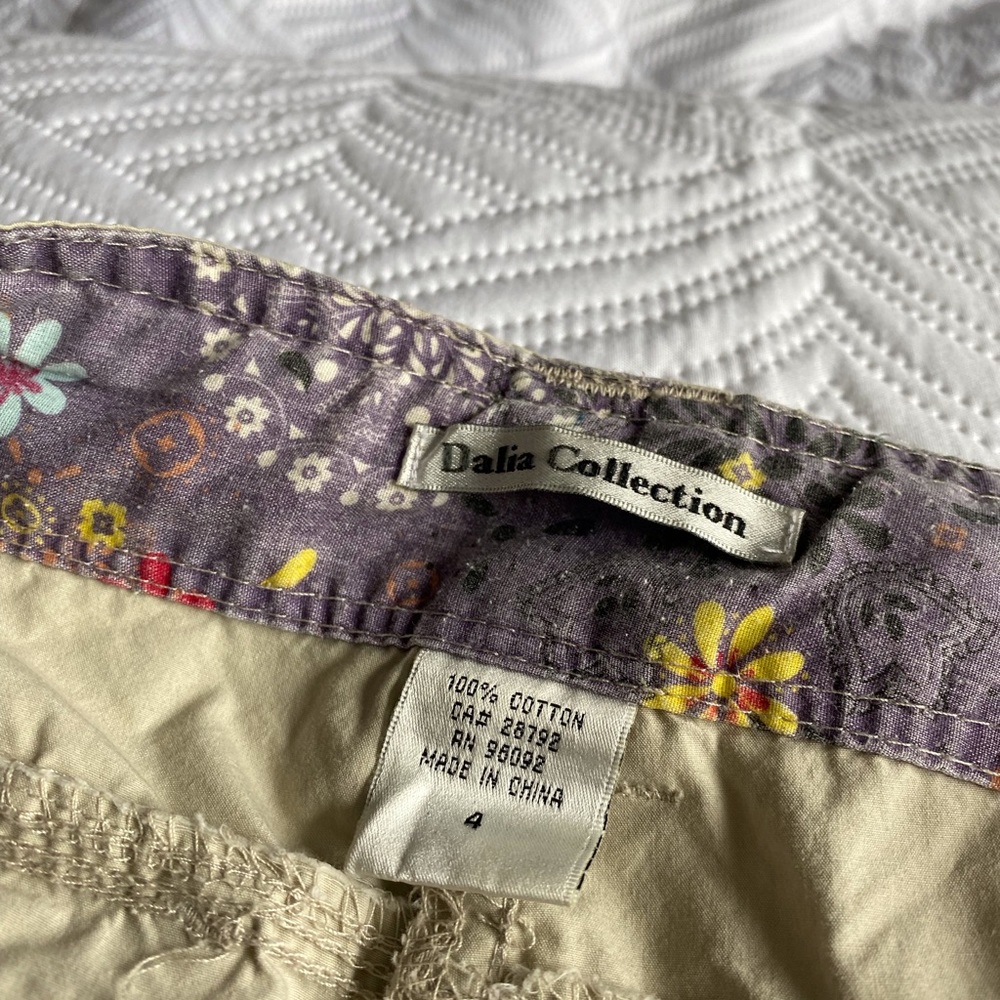 Khakis - Picture 4 of 5